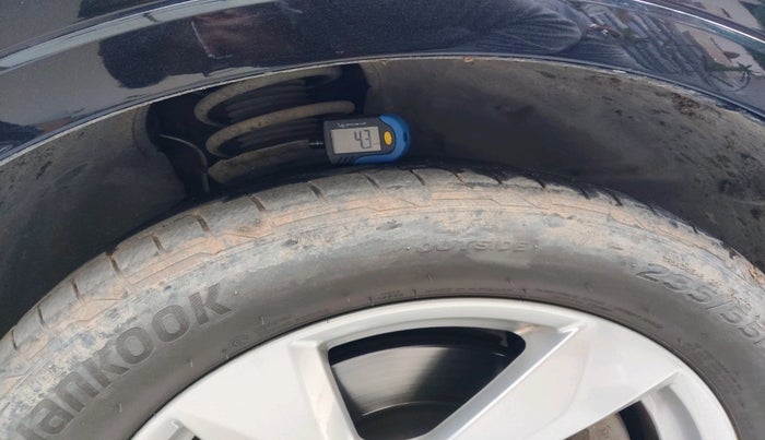 2023 Audi Q3 PREMIUM PLUS 40 TFSI, Petrol, Automatic, 9,718 km, tyre