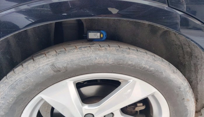 2023 Audi Q3 PREMIUM PLUS 40 TFSI, Petrol, Automatic, 9,718 km, tyre