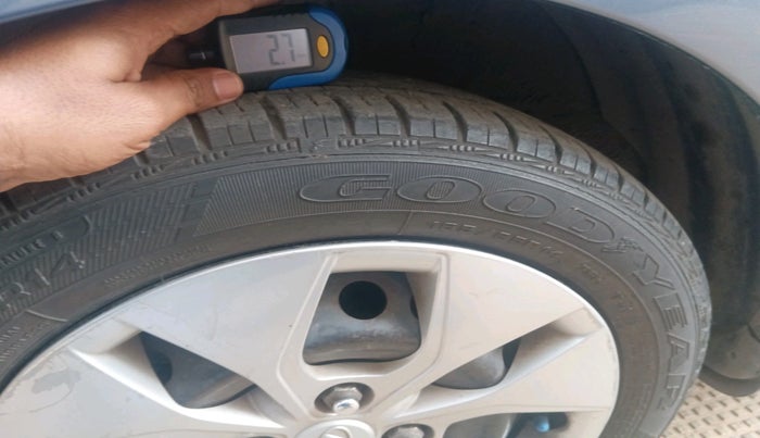 2016 Hyundai Xcent S 1.2, Petrol, Manual, 35,739 km, tyre