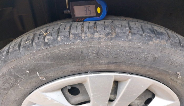 2013 Maruti Swift Dzire VXI, Petrol, Manual, 84,718 km, tyre