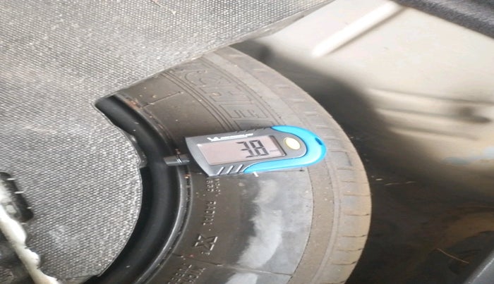 2018 Honda WR-V 1.5L I-DTEC S MT, Diesel, Manual, 1,93,753 km, tyre