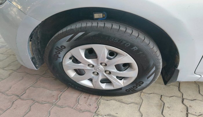 2016 Hyundai Elite i20 SPORTZ 1.2, Petrol, Manual, 79,100 km, tyre