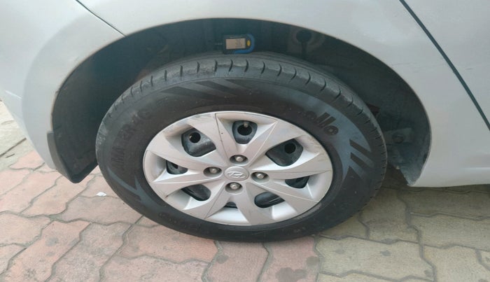 2016 Hyundai Elite i20 SPORTZ 1.2, Petrol, Manual, 79,100 km, tyre