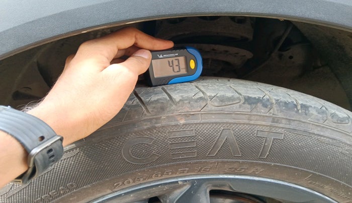 2016 Hyundai Creta SX PLUS 1.6 PETROL, Petrol, Manual, 78,500 km, tyre