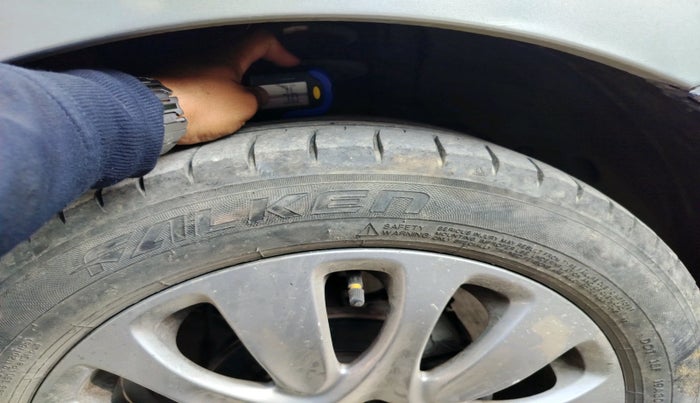 2016 Maruti Baleno SIGMA PETROL 1.2, Petrol, Manual, 71,149 km, tyre