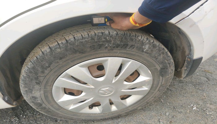 2013 Maruti Swift Dzire VXI, Petrol, Manual, 1,56,719 km, tyre