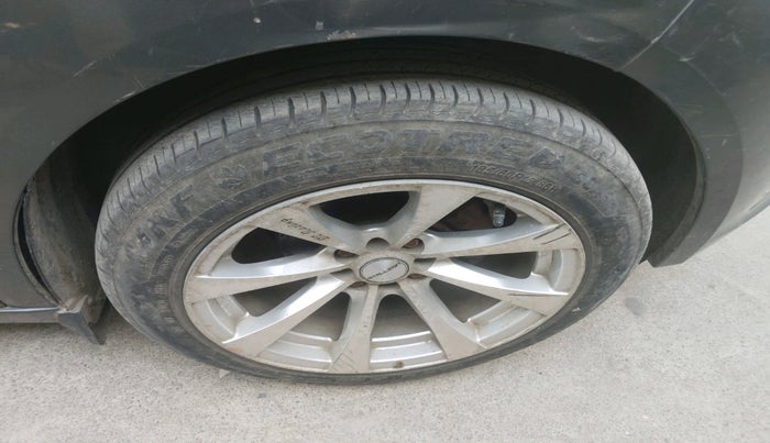 2023 Tata ALTROZ XM PLUS SUNROOF CNG, Petrol, Manual, 15,359 km, tyre