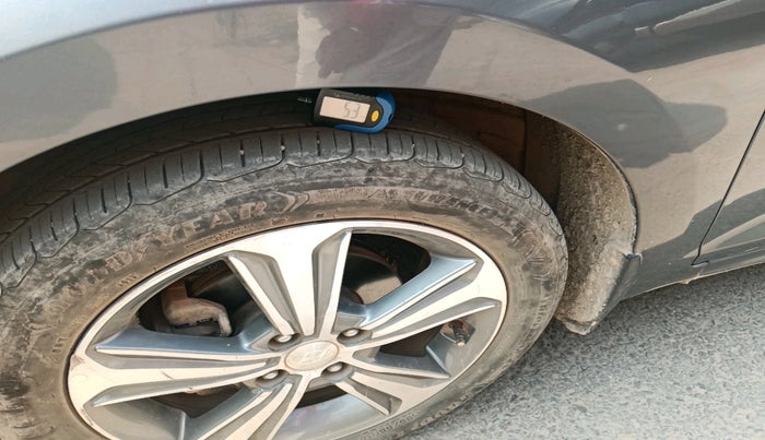 2018 Hyundai Verna 1.6 VTVT SX, Petrol, Manual, 73,490 km, tyre