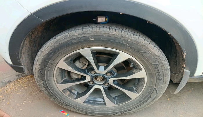 2021 Tata NEXON XZA PLUS DIESEL, Diesel, Automatic, 93,926 km, tyre