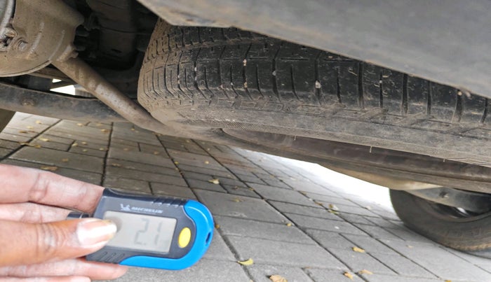 2014 Mahindra XUV500 W6, Diesel, Manual, 1,38,304 km, tyre