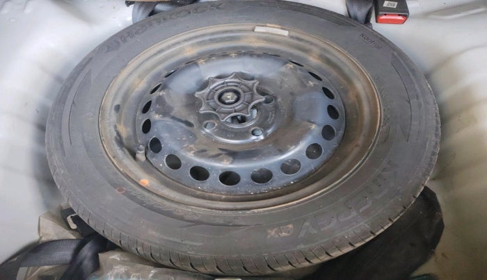 2019 Hyundai Grand i10 SPORTZ 1.2 KAPPA VTVT, Petrol, Manual, 42,188 km, tyre