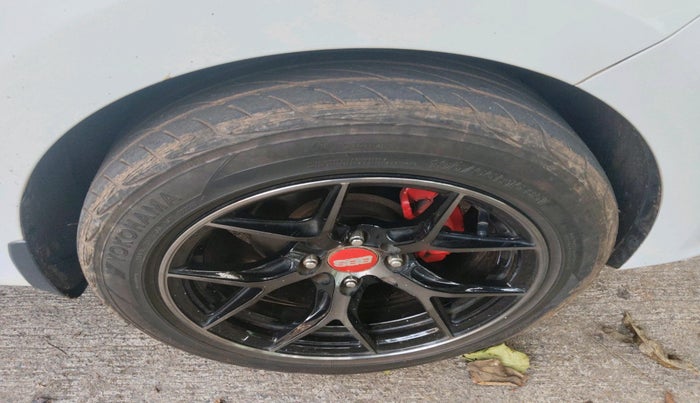 2019 Hyundai Grand i10 SPORTZ 1.2 KAPPA VTVT, Petrol, Manual, 42,188 km, tyre