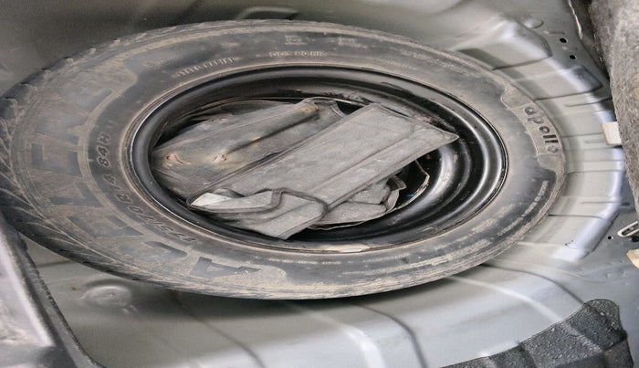 2012 Hyundai i20 MAGNA (O) 1.2, Petrol, Manual, 32,522 km, tyre