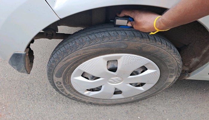 2023 Maruti Alto K10 VXI, Petrol, Manual, 25,702 km, tyre