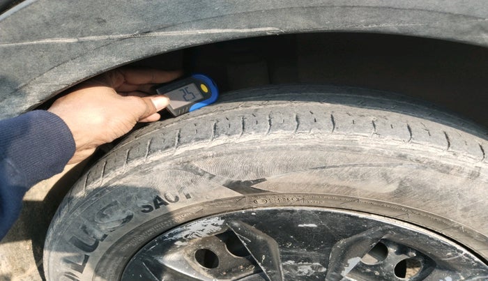 2017 Hyundai Creta E PLUS 1.4 DIESEL, Diesel, Manual, 28,547 km, tyre