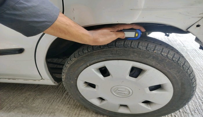 2011 Maruti Zen Estilo VXI, Petrol, Manual, 77,619 km, tyre