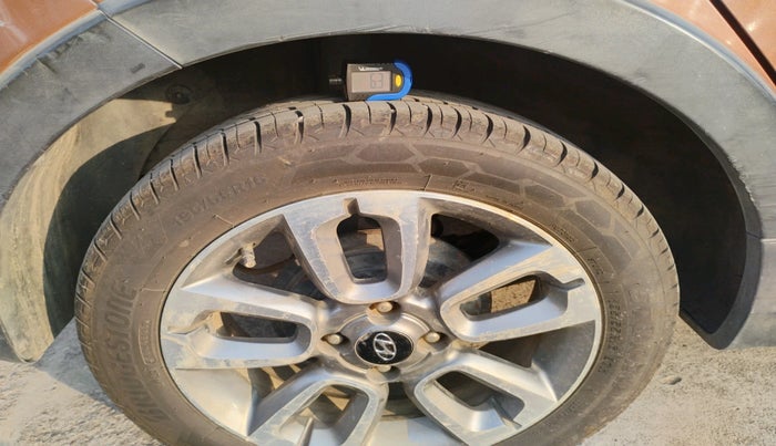 2016 Hyundai i20 Active 1.2 SX, Petrol, Manual, 1,82,815 km, tyre