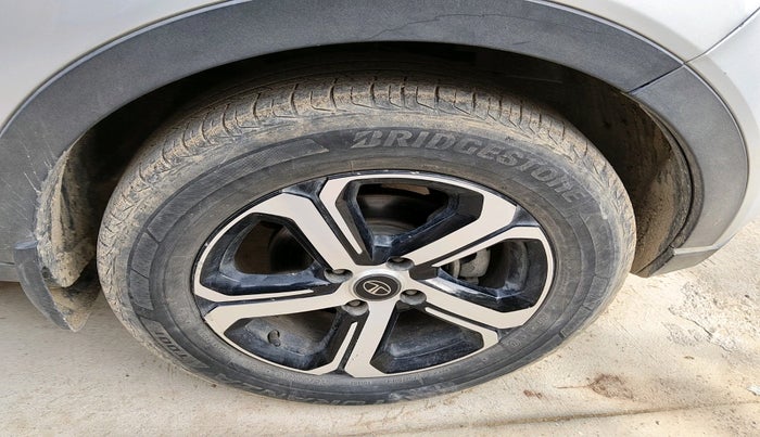 2021 Tata NEXON XZ PLUS PETROL SUNROOF, Petrol, Manual, 42,037 km, tyre