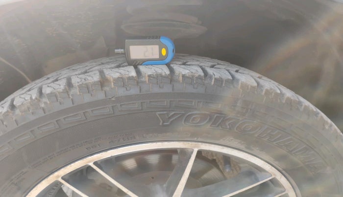 2012 Renault Duster 85 PS RXE DIESEL, Diesel, Manual, 1,02,756 km, tyre