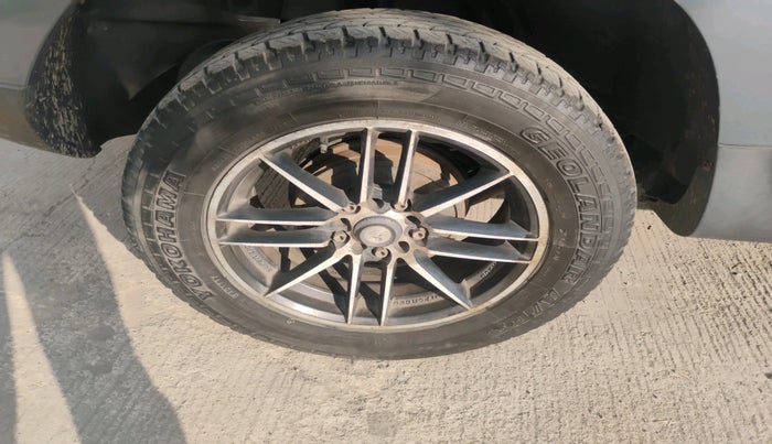 2012 Renault Duster 85 PS RXE DIESEL, Diesel, Manual, 1,02,756 km, tyre