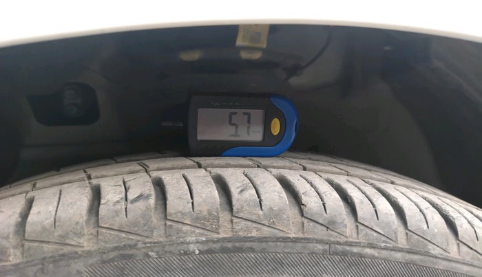 2022 Hyundai GRAND I10 NIOS SPORTZ AMT 1.2 KAPPA VTVT, Petrol, Automatic, 5,658 km, tyre