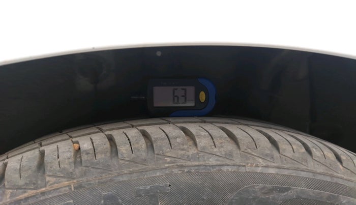 2022 Hyundai GRAND I10 NIOS SPORTZ AMT 1.2 KAPPA VTVT, Petrol, Automatic, 5,658 km, tyre