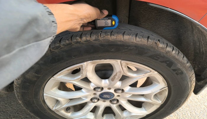 2016 Ford Ecosport TITANIUM 1.5L DIESEL, Diesel, Manual, 1,19,180 km, tyre