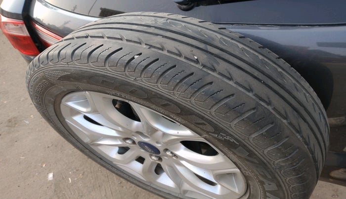 2017 Ford Ecosport TITANIUM 1.5L PETROL AT, Petrol, Automatic, 82,642 km, tyre