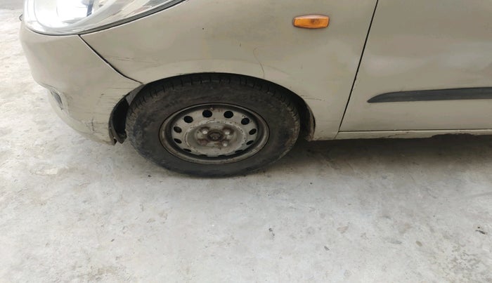 2012 Hyundai i10 ERA 1.1, Petrol, Manual, 1,14,819 km, tyre