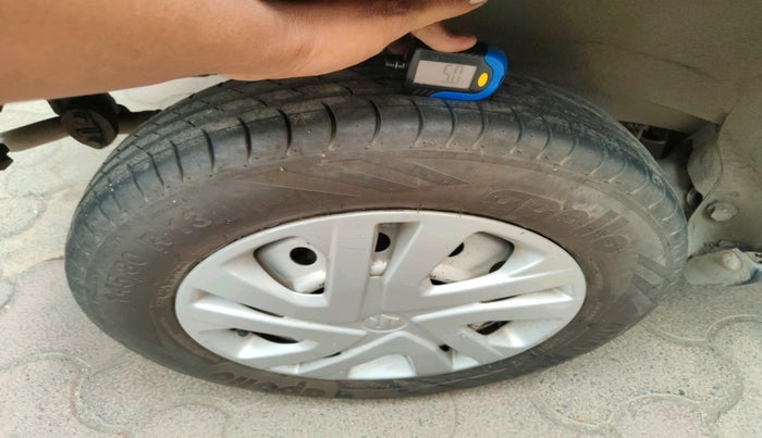 2021 Maruti S PRESSO LXI (O) CNG, Petrol, Manual, 77,062 km, tyre