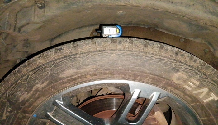 2021 Mahindra Thar LX PETROL HT 4WD AT, Petrol, Automatic, 26,628 km, tyre