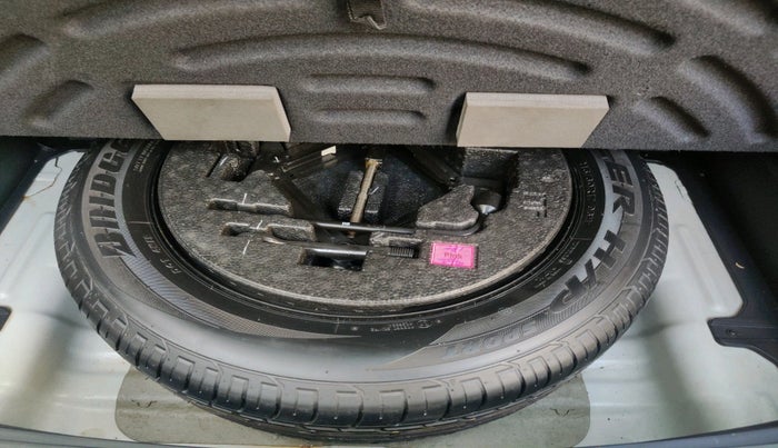 2017 Hyundai Creta SX PLUS AT 1.6 PETROL, Petrol, Automatic, 44,318 km, tyre