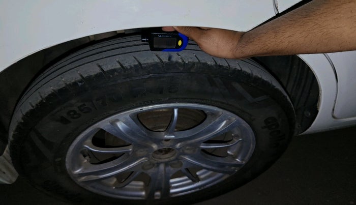 2012 Maruti Ertiga ZXI, Petrol, Manual, 1,35,569 km, tyre