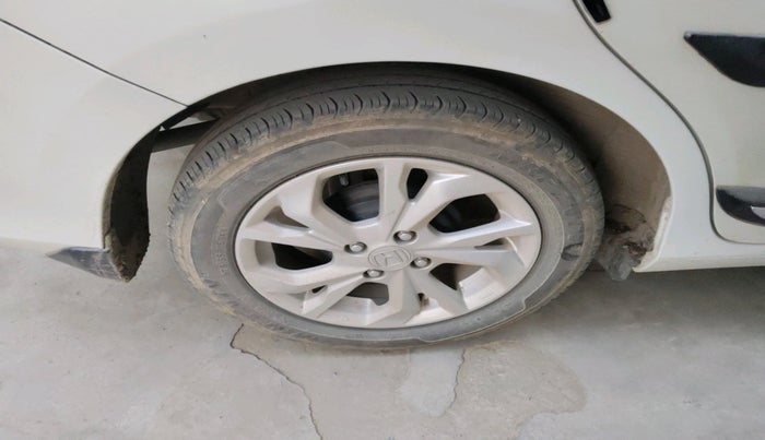 2020 Honda Amaze 1.2L I-VTEC V, Petrol, Manual, 31,204 km, tyre