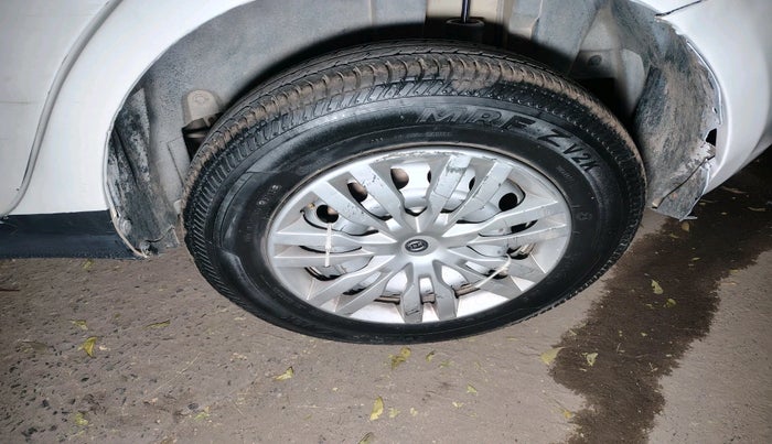 2017 Maruti Swift VDI, Diesel, Manual, 64,910 km, tyre