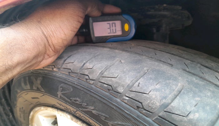 2014 Hyundai i20 SPORTZ 1.2, Petrol, Manual, 68,374 km, tyre