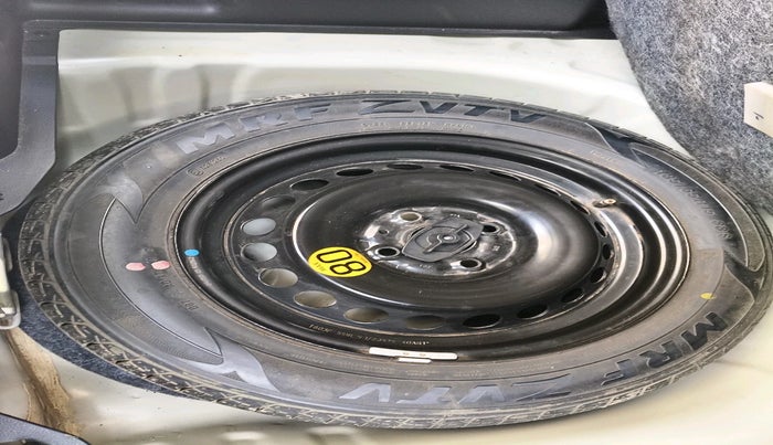 2016 Maruti Baleno ZETA PETROL 1.2, Petrol, Manual, 43,719 km, tyre