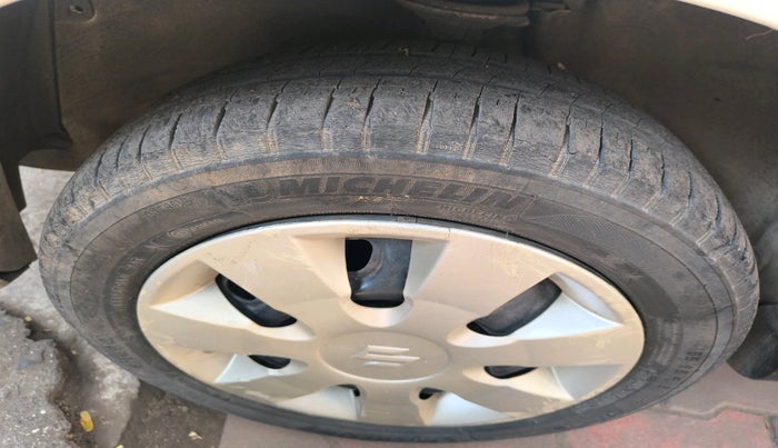 2015 Maruti Alto K10 VXI, Petrol, Manual, 64,655 km, tyre