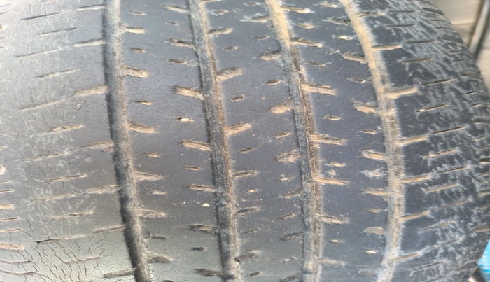 2015 Maruti Alto K10 VXI, Petrol, Manual, 64,655 km, tyre