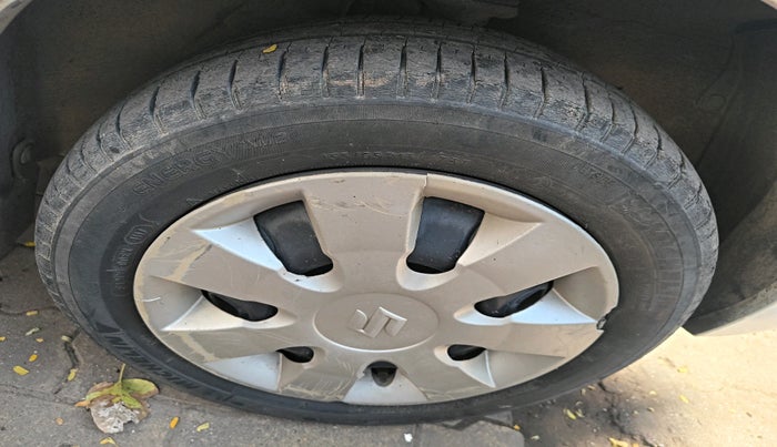 2015 Maruti Alto K10 VXI, Petrol, Manual, 64,655 km, tyre