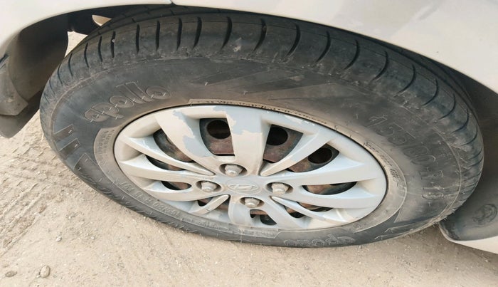 2013 Hyundai i10 SPORTZ 1.2, Petrol, Manual, 54,972 km, tyre