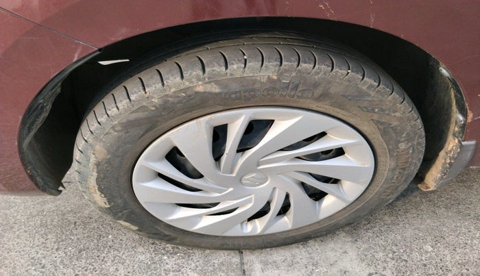 2020 Maruti Ertiga VXI CNG, Petrol, Manual, 1,08,546 km, tyre