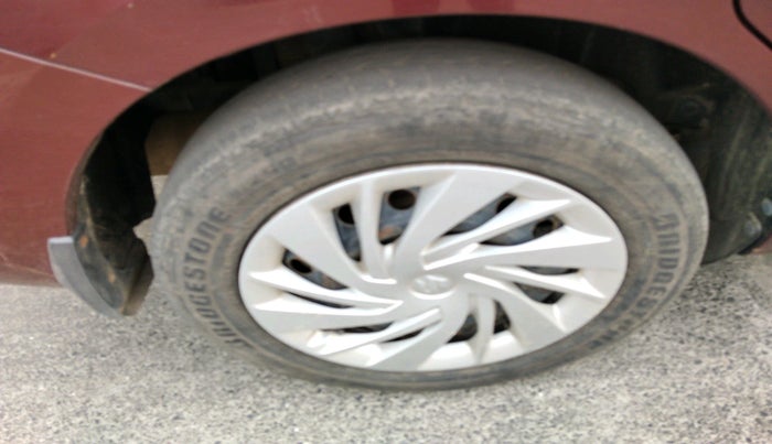 2020 Maruti Ertiga VXI CNG, Petrol, Manual, 1,08,546 km, tyre