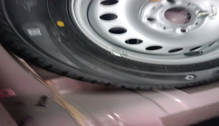 2023 Tata Tiago XZA PLUS DUAL TONE PETROL, Petrol, Automatic, 2,127 km, tyre