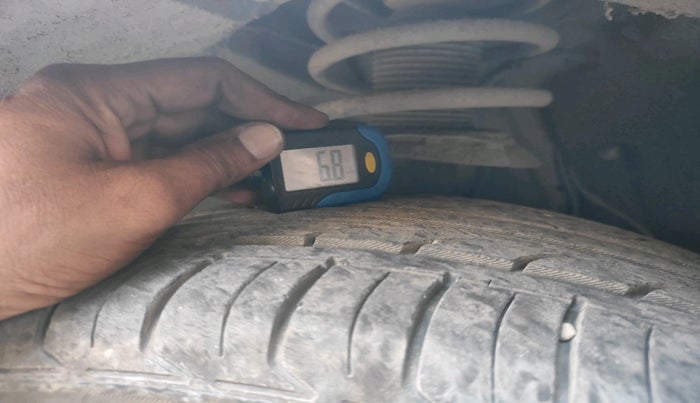 2012 BMW X3 XDRIVE 20D, Diesel, Automatic, 1,44,265 km, tyre