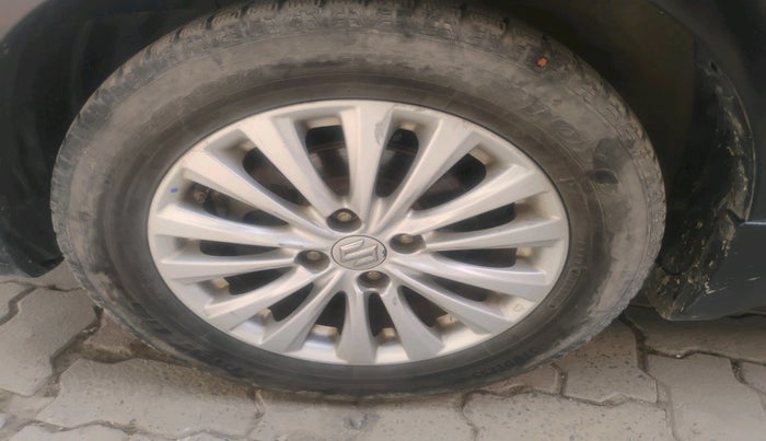 2017 Maruti Ciaz ZETA 1.4  MT PETROL, Petrol, Manual, 45,946 km, tyre