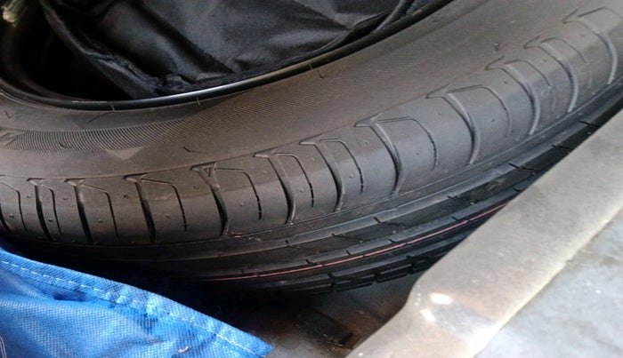 2022 Tata NEXON XZ PLUS PETROL DARK EDITION, Petrol, Manual, 39,137 km, tyre