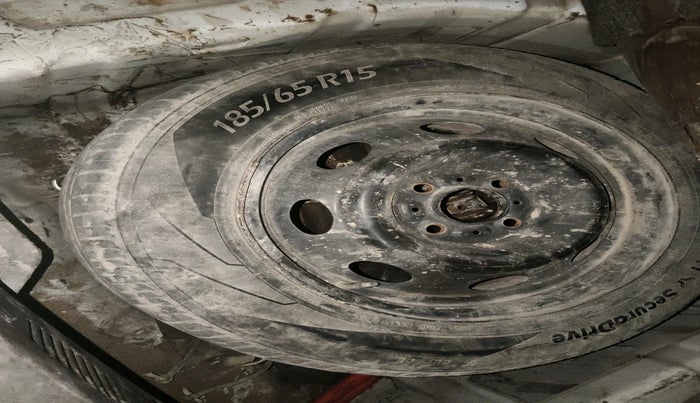 2016 Tata Zest XMS 75PS DIESEL, Diesel, Manual, 1,39,247 km, tyre