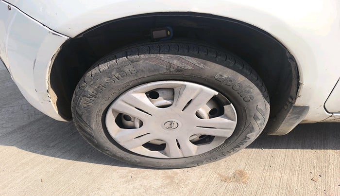 2011 Maruti Ritz LXI, Petrol, Manual, 1,72,008 km, tyre