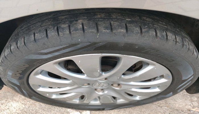 2017 Maruti Baleno ALPHA PETROL 1.2, Petrol, Manual, 35,385 km, tyre